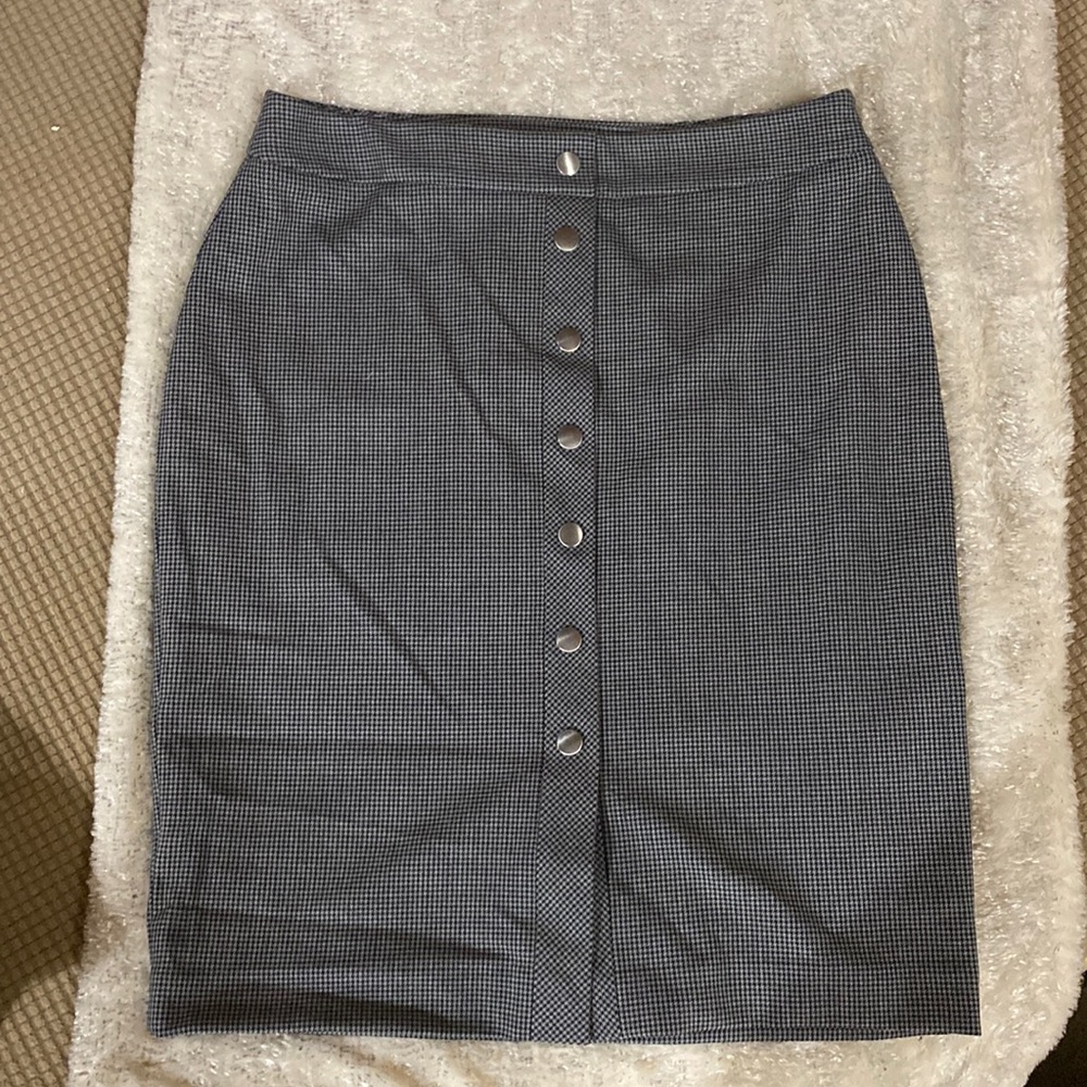 NWOT Loft Button-Up Skirt